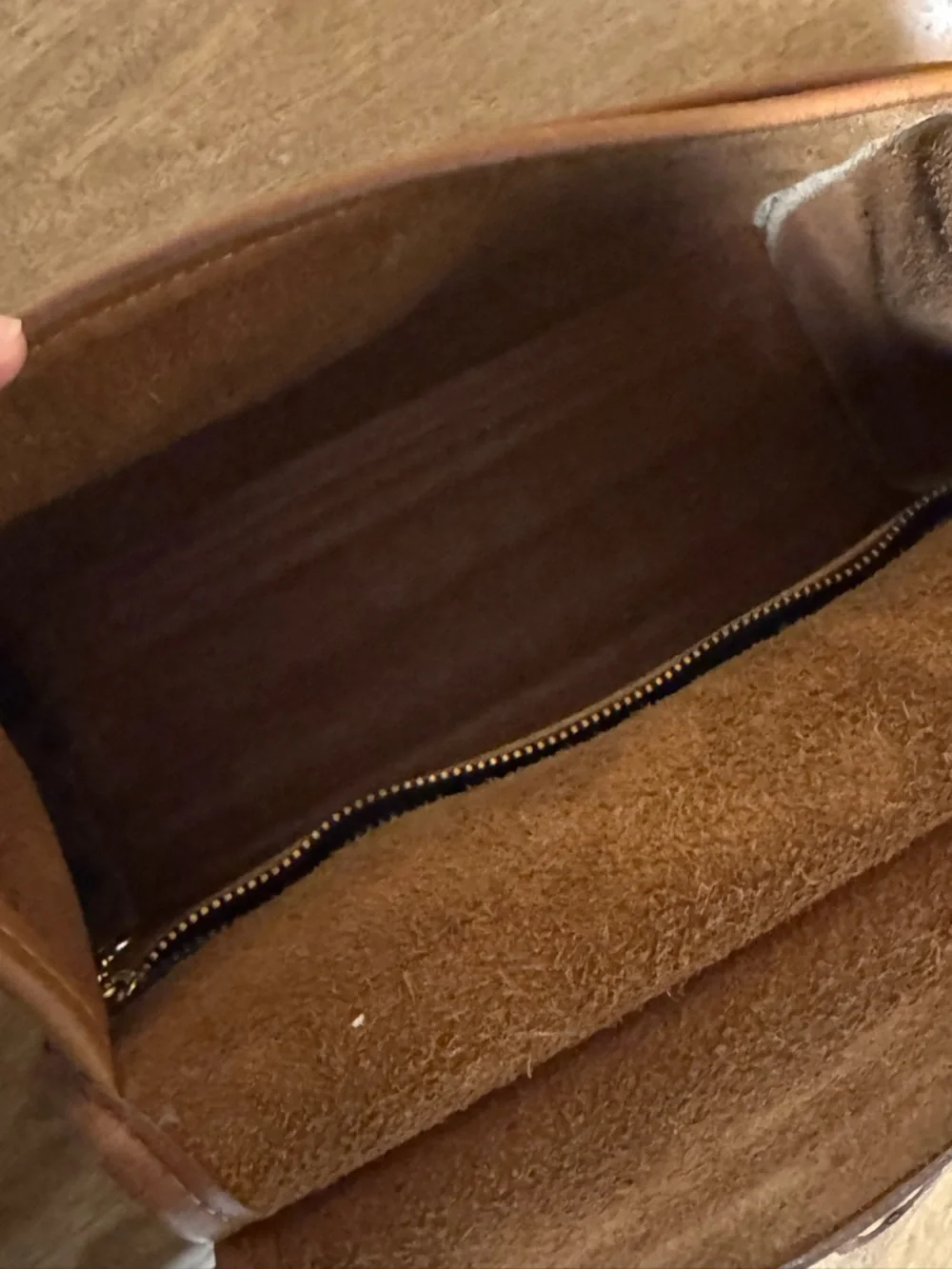 Vintage Coach Logan British Tan Crossbody Leather Bag 9907 - Picture 10 of 11